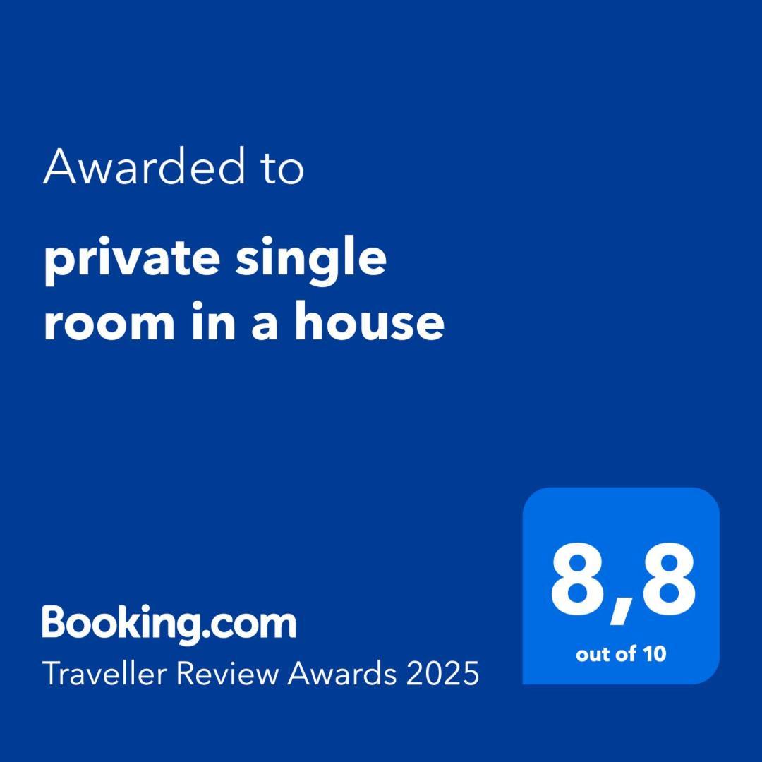 Private Single Room In A House Richmond Exterior foto
